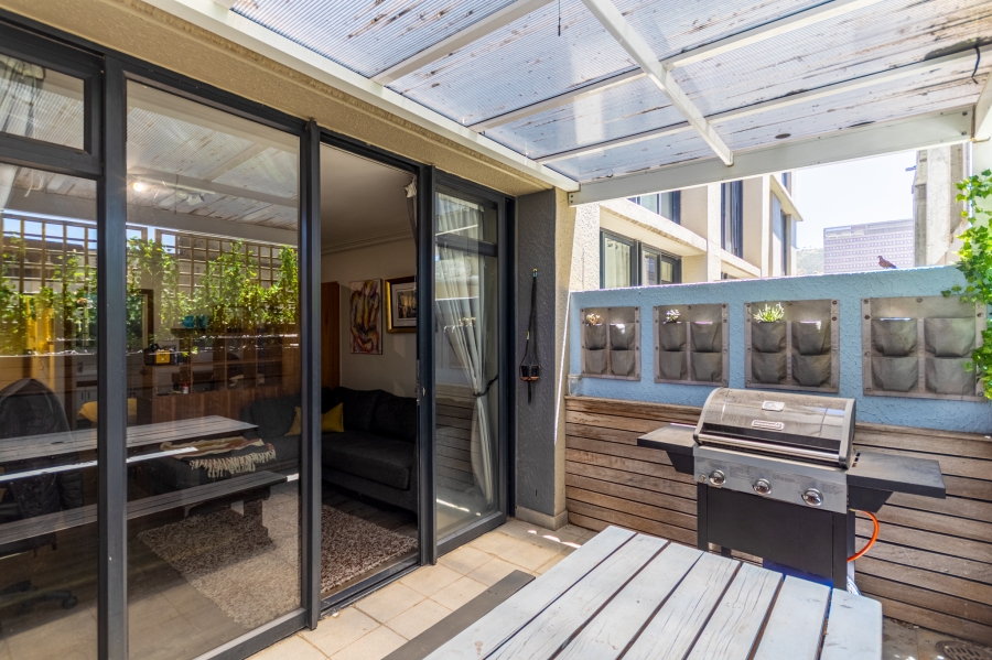 1 Bedroom Property for Sale in Cape Town City Centre Western Cape